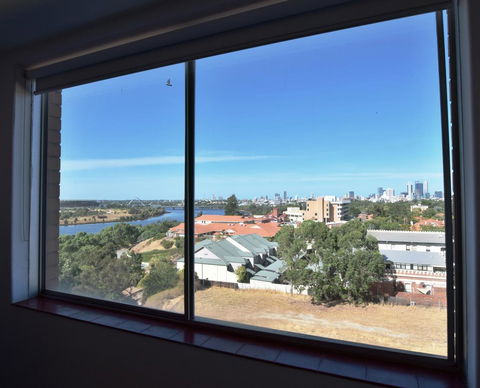 Lawley Luxury Views - Perth City, Swan River - Accommodation in Surfers Paradise 28