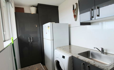Lawley Luxury Views - Perth City, Swan River - Accommodation in Surfers Paradise 1