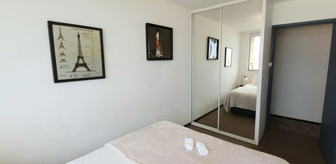 Lawley Luxury Views - Perth City, Swan River - Accommodation in Surfers Paradise 11
