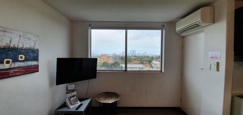 Lawley Luxury Views - Perth City, Swan River - Accommodation in Surfers Paradise 19
