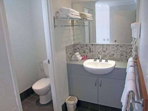 Adamsons Riverside Accommodation - Accommodation in Surfers Paradise 28