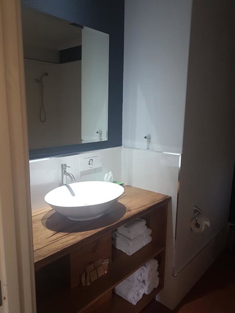 Adamsons Riverside Accommodation - Accommodation in Surfers Paradise 4