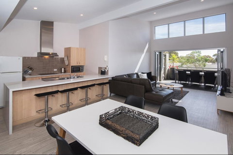 Rooftop Margaret River - Accommodation in Surfers Paradise 0