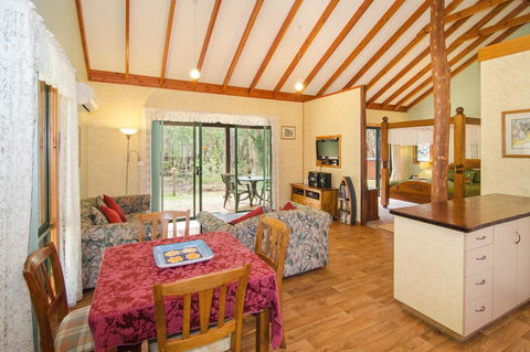 Yelverton Brook Conservation Sanctuary - Accommodation in Surfers Paradise 32