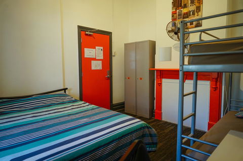 Haus Accommodation - Accommodation in Surfers Paradise 14