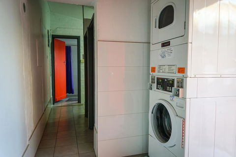 Haus Accommodation - Accommodation in Surfers Paradise 6