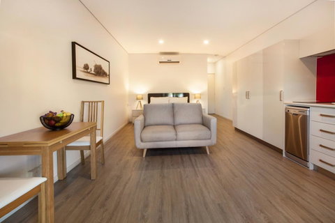 Latitude20 The Dunes - Accommodation in Surfers Paradise 1
