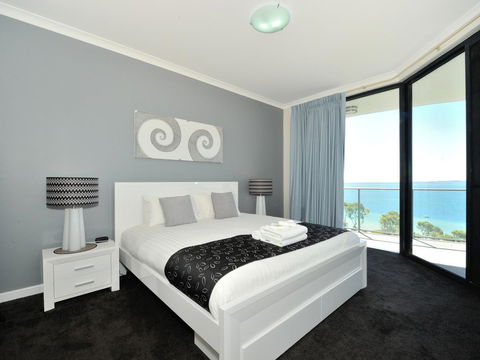Nautilus By Rockingham Apartments - Accommodation in Surfers Paradise 4