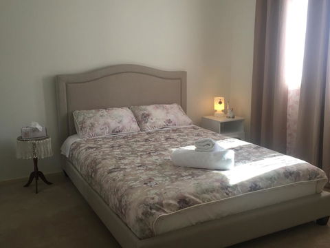 Bright & Beautiful Home On The Hills! - Accommodation in Surfers Paradise 17