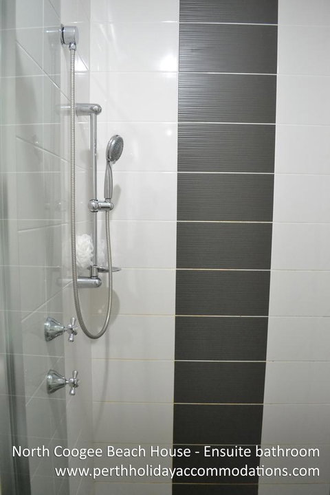 North Coogee Beach House - Accommodation in Surfers Paradise 22