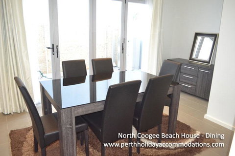 North Coogee Beach House - Accommodation in Surfers Paradise 1