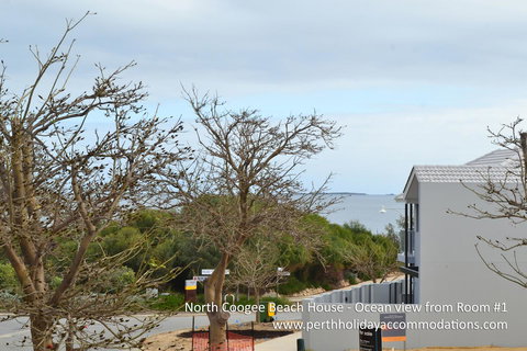 North Coogee Beach House - Accommodation in Surfers Paradise 8