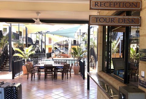 Blue Seas Resort - Accommodation in Surfers Paradise 2