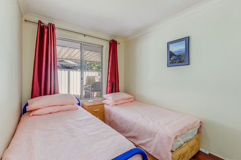 Brilliant, Neat, Convenient, Family-friendly House - Accommodation in Surfers Paradise 9