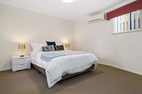 Como South Perth Villa - Accommodation in Surfers Paradise 28