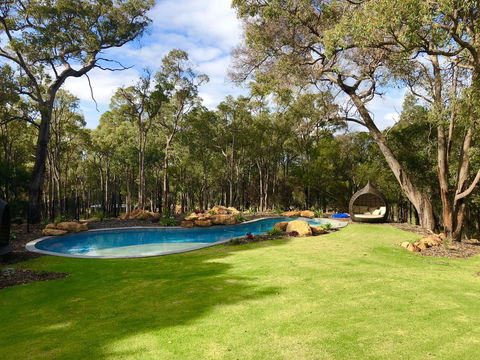 Amaroo Retreat & Spa - Accommodation in Surfers Paradise 3