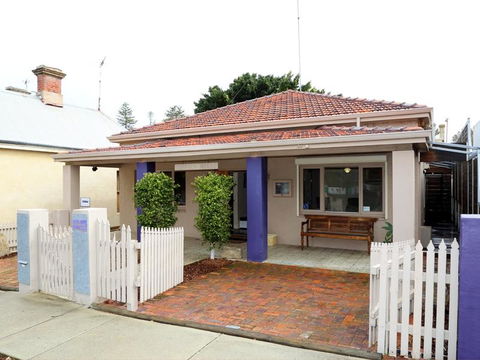 Dawson Accommodation - Accommodation in Surfers Paradise 6