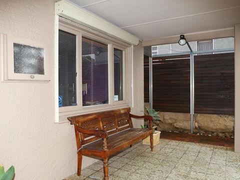 Dawson Accommodation - Accommodation in Surfers Paradise 7