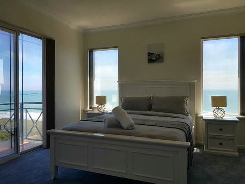 Caravel Beach House Mandurah - Accommodation in Surfers Paradise 12