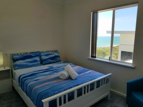 Caravel Beach House Mandurah - Accommodation in Surfers Paradise 3