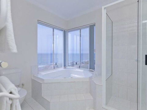 Caravel Beach House Mandurah - Accommodation in Surfers Paradise 32