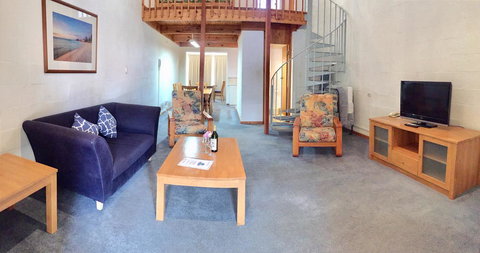 Cottesloe Beach Chalets - Accommodation in Surfers Paradise 20