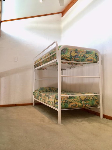 Cottesloe Beach Chalets - Accommodation in Surfers Paradise 43