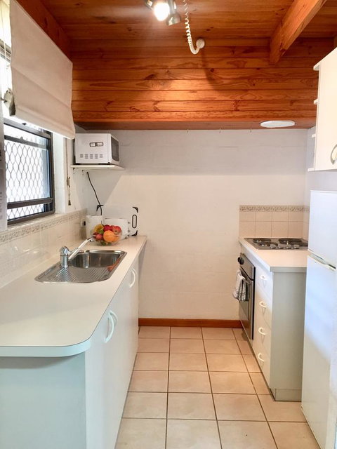 Cottesloe Beach Chalets - Accommodation in Surfers Paradise 23