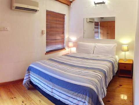 Cottesloe Beach Chalets - Accommodation in Surfers Paradise 16