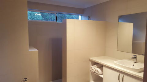 Cape Villas - Accommodation in Surfers Paradise 15