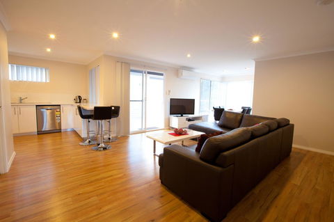 Cape Villas - Accommodation in Surfers Paradise 20