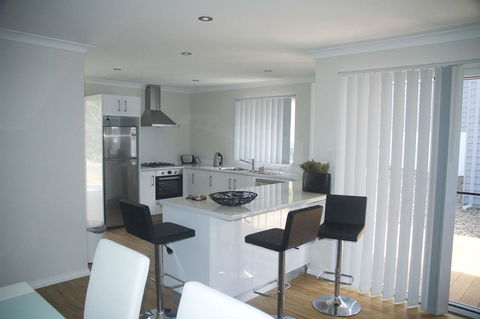 Cape Villas - Accommodation in Surfers Paradise 4