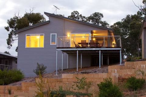 Cape Villas - Accommodation in Surfers Paradise 25