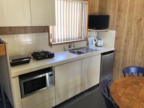 The Aurelian Cabin - Accommodation in Surfers Paradise 3