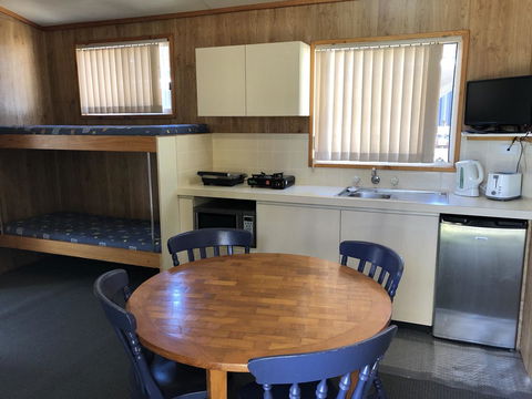 The Aurelian Cabin - Accommodation in Surfers Paradise 9
