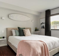 Starboard Drift - Captain  Crew - In Town Entire House for 8 - Accommodation in Surfers Paradise