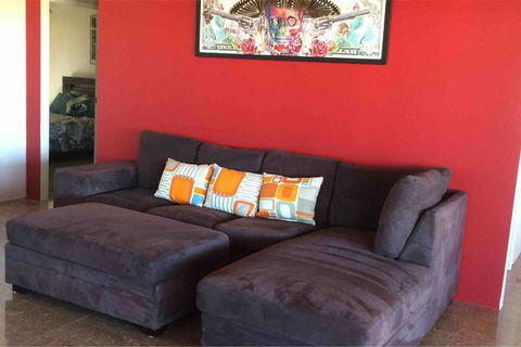 Ocean View Homestead - Accommodation in Surfers Paradise 6