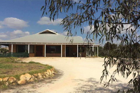 Ocean View Homestead - Accommodation in Surfers Paradise 8