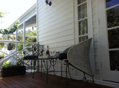 Applegate Lane Chalet - Accommodation in Surfers Paradise 17