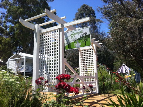 Applegate Lane Chalet - Accommodation in Surfers Paradise 14