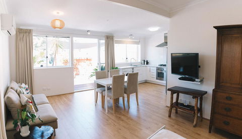 Sun Studio - Accommodation in Surfers Paradise 7