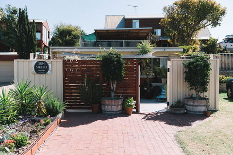 Sun Studio - Accommodation in Surfers Paradise 12