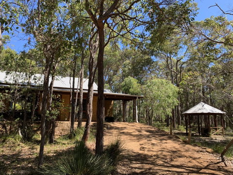 Denmark Forest Retreat - Accommodation in Surfers Paradise 11