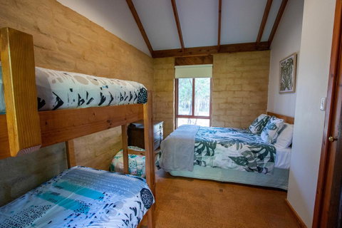 Denmark Forest Retreat - Accommodation in Surfers Paradise 9