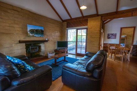 Denmark Forest Retreat - Accommodation in Surfers Paradise 8