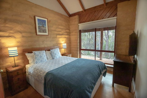 Denmark Forest Retreat - Accommodation in Surfers Paradise 21