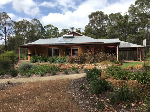 Denmark Forest Retreat - Accommodation in Surfers Paradise 0