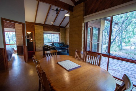 Denmark Forest Retreat - Accommodation in Surfers Paradise 10