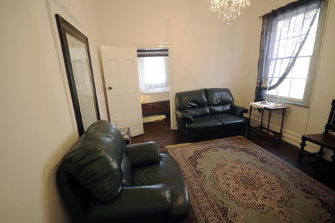My Place Colonial Accommodation - Accommodation in Surfers Paradise 24