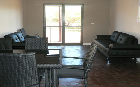 Breezes Apartments - Accommodation in Surfers Paradise 10